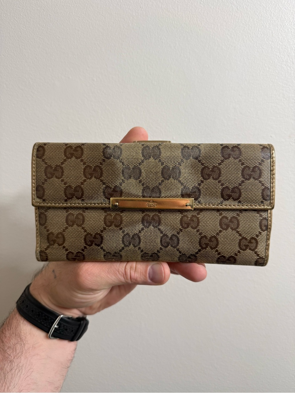 Women’s Gucci Long Coated Canvas Wallet
